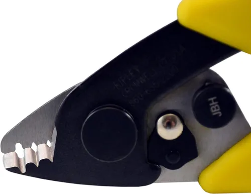 Miniatura 8 de Miller Serie CFS-3 Herramienta pelacables de tres agujeros para técnicos de trabajo, electricistas e instaladores, herramienta segura de empalme