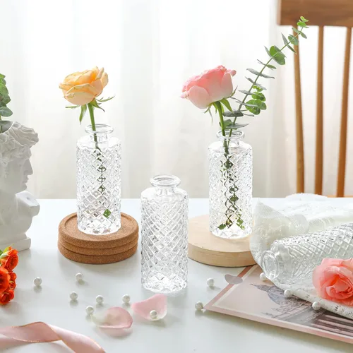Miniatura 7 de ComSaf Juego de 6 jarrones de cristal, pequeños jarrones de diamante a granel, mini jarrones de flores para centros de mesa, botella vintage
