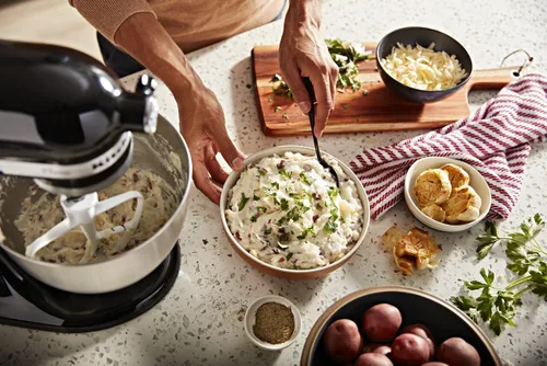 Miniatura 6 de Batidora clásica de pie KitchenAid K45SSWH K45SS, 275 W, 4 1/2 qt, Negro ónice