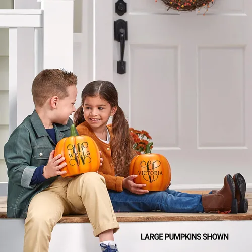 Miniatura 4 de Let's Make Memories - Calabaza personalizable con luz y apellido familiar e inicial para decoración otoñal de Halloween, para interiores y Crema