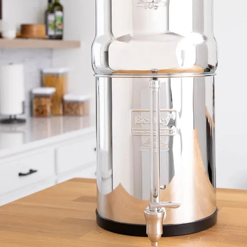 Miniatura 7 de Berkey - Sistema de filtro de agua Travel Berkey alimentado por gravedad, con 2 Black Berkey Elements, guía de 7 pulgadas de acero inoxidable