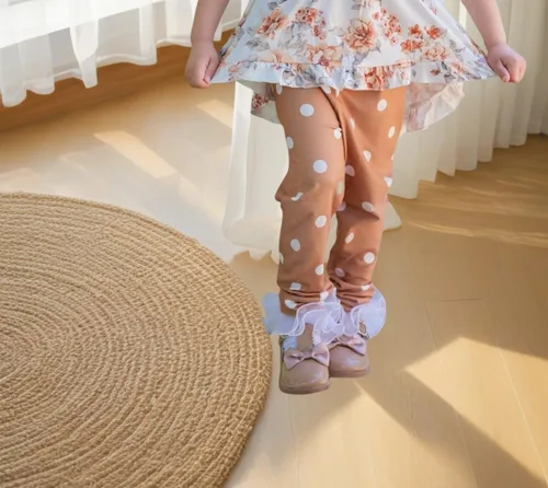 Miniatura 5 de 2 pares de calcetines con volantes de encaje doble para niñas, calcetines de encaje blanco princesa para niñas pequeñas