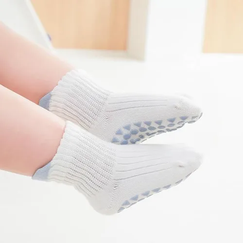 Miniatura 5 de XuoAz 6 pares de calcetines antideslizantes de algodón con agarre para niños y niñas pequeños