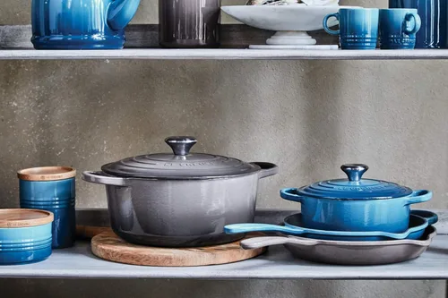 Miniatura 7 de Le Creuset Horno holandés redondo de hierro fundido esmaltado, 9 cuartos de galón, ostión Ostra