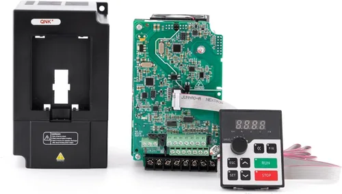 Miniatura 7 de QNK 1.5KW 2HP AC 220V 7A VFD Convertidor Mono a 3 Fases Inversor Variador de Frecuencia Variable CNC Controlador de Velocidad del Motor de Husillo