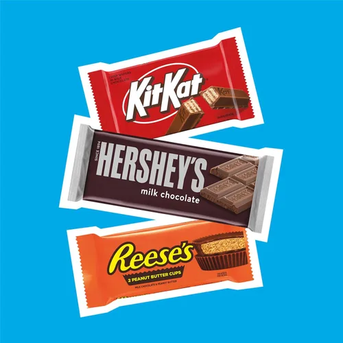 Miniatura 7 de HERSHEY'S, KIT KAT and REESE'S - Caja variada de dulces de chocolate con leche, 27.3 onzas (18 unidades)