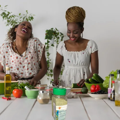 Miniatura 7 de Monayiti Epis Haitian Style Seasoning 14oz (400g). Condimentos en polvo. Mezcla de perejil, cebolla, ajo, base de pollo, sal, especias. No vegano.