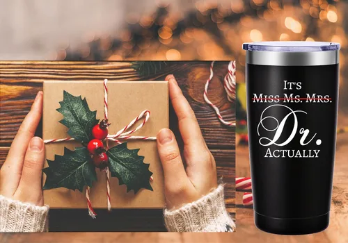 Miniatura 5 de AMZUShome Vaso de viaje con texto en inglés "It's Miss Ms Mrs Dr Really Mug.Doctor, Doctor Retirement, Medical School Graduations", Negro