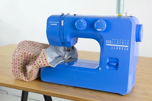 Miniatura 8 de Janome Blue Couture - Máquina de coser fácil de usar con estructura metálica interior, diagrama de bobina, videos tutoriales, ¡hecha pensando