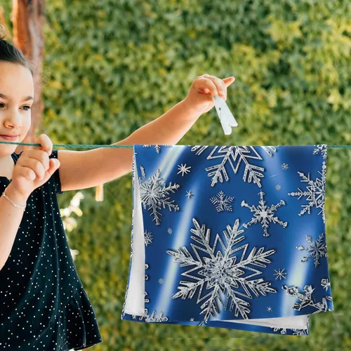 Miniatura 5 de Pfrewn Juego de 2 toallas de mano de copos de nieve azules de invierno, juego de 2 toallas de baño de nieve con purpurina brillante de zafiro de 16