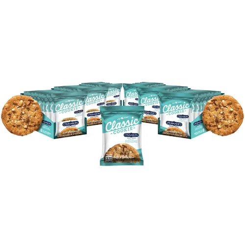 Miniatura 36 de Galletas Classic Cookie suaves horneadas con relleno de crema y galleta, hechas con chips de crema blanca Hershey's® Premier, 2 cajas, 16 galletas