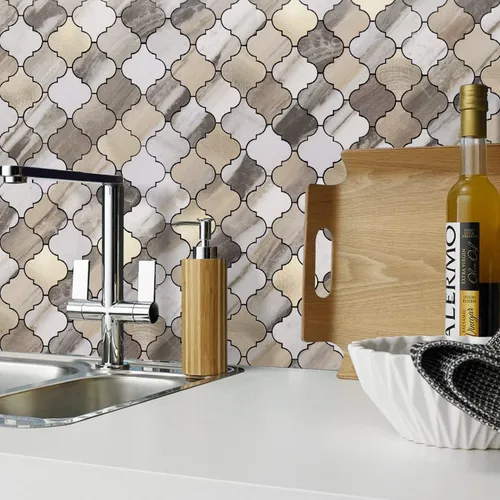 Miniatura 8 de STICKGOO Azulejo árabesco para salpicaduras de pelar y pegar, para salpicaduras de cocina y baño, grano de madera dorada con aspecto de mármol, PVC