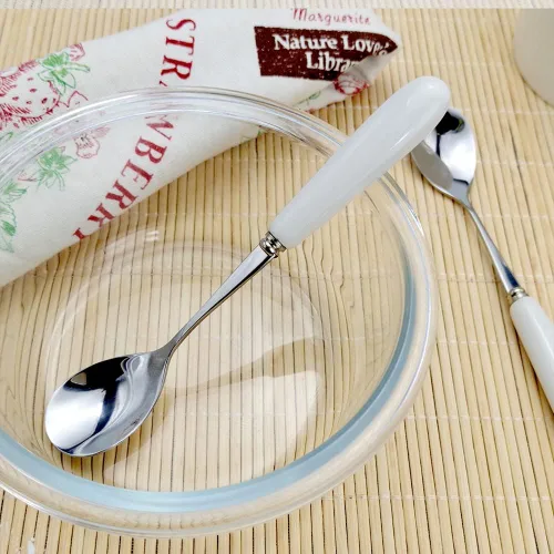 Miniatura 4 de 2 cucharaditas de acero inoxidable con mango de cerámica blanca (SUS304) de 5.5 pulgadas