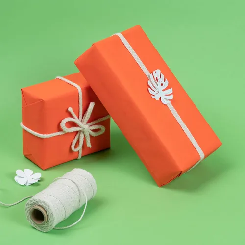 Miniatura 4 de RUSPEPA Rollo de papel kraft – 30 pulgadas x 32.8 pies – Papel reciclable perfecto para envolver, manualidades, embalaje, revestimiento de pisos