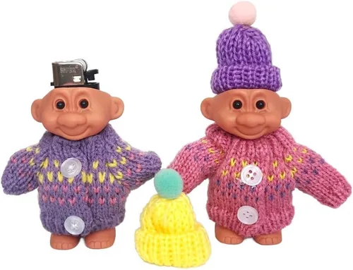Miniatura 7 de Paquete de 2 lindas muñecas Troll Lighter Case Silicone Funny Mini Dolls Lighter Sleeve con suéter y sombrero para encendedores regulares de 3.2