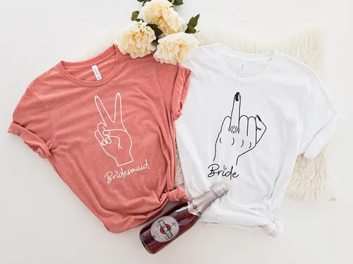 Miniatura 4 de Bride Shirt, Bridesmaid Shirt, Bachelorette Party T-Shirt, Bridesmaid Proposal Gifts, Bridal Party Matching Shirt, Wedding Party Gift