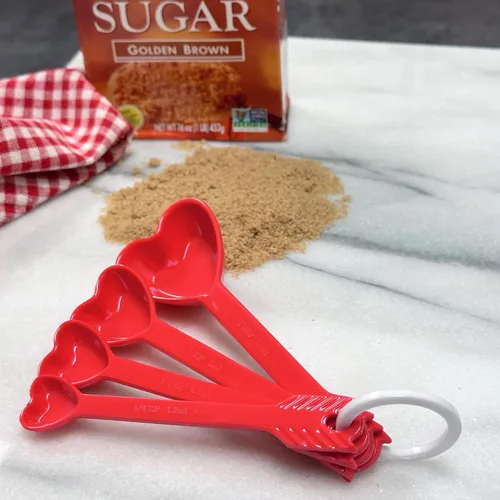 Miniatura 5 de Supreme Housewares Juego de tazas y cucharas medidoras de corazón para uso en interiores y exteriores, fiestas, bodas, cumpleaños, día de San