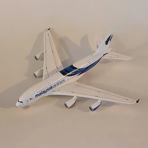 Miniatura 4 de Aleación Malaysia Airlines A380 Airlines Modelo de avión Modelo 1: 400 Simulación Diecast Science Exhibition