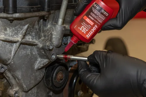 Miniatura 4 de Loctite 263 Fijador de roscas automotriz rojo – Fijación de roscas de alta resistencia, aplicaciones de uso general, tolerante al aceite