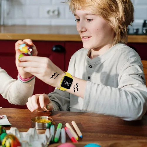 Miniatura 6 de Reloj deportivo digital para niños y niñas con contador de pasos, alarma vibratoria y despertador. Rastreador de actividad a prueba de agua, sin