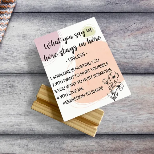 Miniatura 5 de Placa decorativa de madera con soporte de madera, con texto en inglés "What You Say in Here Stay in Here" (What You Say in Here Stay in Here)