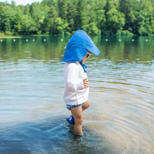 Miniatura 4 de i play. Baby Flap Sun Protection Swim Hat