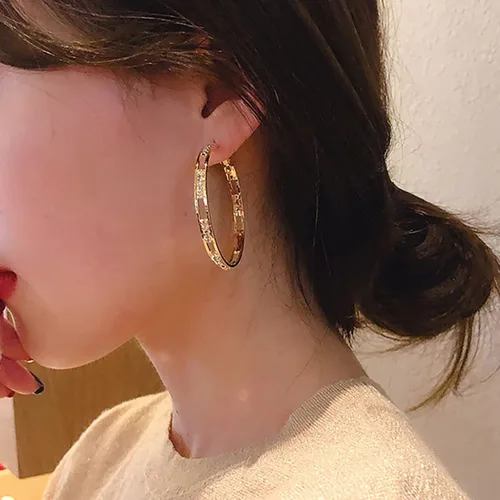 Miniatura 2 de 1 par de aretes de plata para mujer, aretes populares con forma de C, de aleación de diamante, para niña