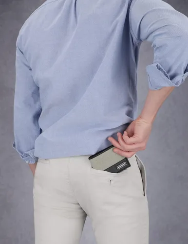 Miniatura 4 de Skechers Cartera de cuero RFID con bolsillo abatible para hombre