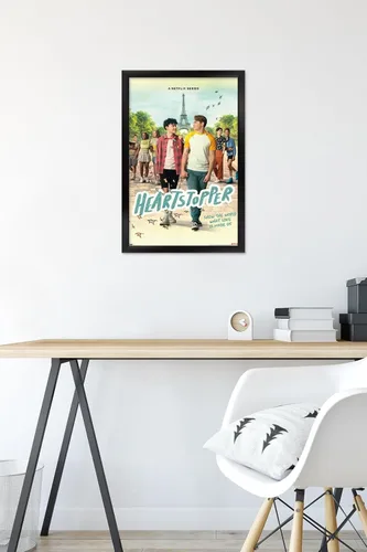 Miniatura 6 de Trends International Netflix Heartstopper: Season 2 - Póster de pared de una hoja, 22.4 pulgadas de largo x 14.7 pulgadas, versión enmarcada