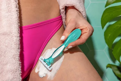 Miniatura 6 de BIC Soleil 4 - Maquinillas de afeitar desechables de 4 cuchillas para mujer, cuchillas flexibles y mango de goma, paquete de 10