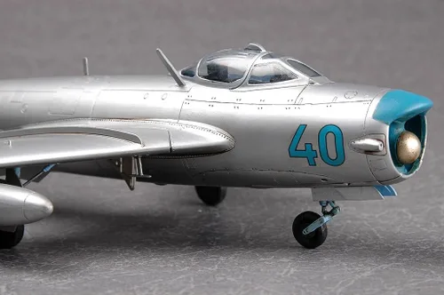 Miniatura 3 de Hobby Boss MiG-17PF Fresco D Kit de construcción de modelo de avión