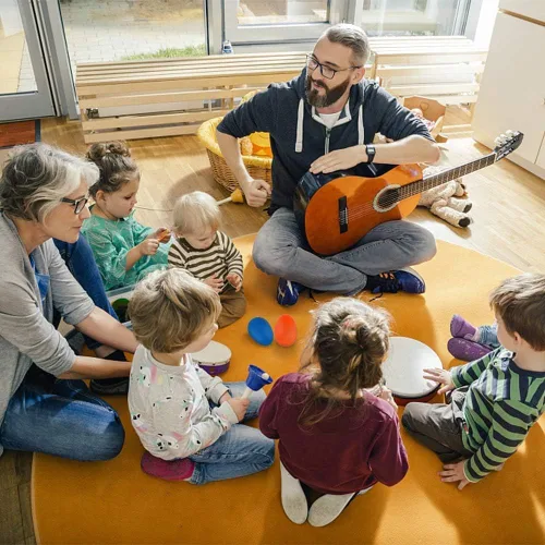 Miniatura 6 de Augshy 40 huevos de plástico para percusión musical, Maracas, huevos de Pascua con una bolsa de almacenamiento para juguetes, aprendizaje de música