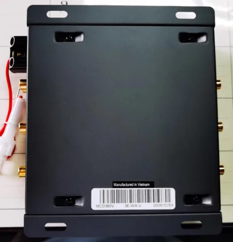 Miniatura 3 de Clarion MCD360V Entradas RCA de 3 vías y 6 canales Crossover electrónico con control remoto de nivel de subwoofer Salida de nivel ajustable