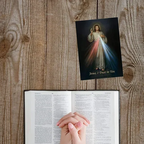 Miniatura 4 de Needzo Jesus I Trust in You Divine Mercy - Cartera laminada de tamaño impreso con chaplet en la parte posterior, tarjeta de oración santa católica