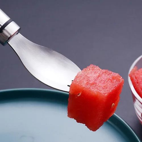 Miniatura 3 de 2023 Nuevo tenedor de sandía 3 en 1 con paño de limpieza, cortador multifuncional para rebanar, cortador de melón de agua, tenedor de sandía