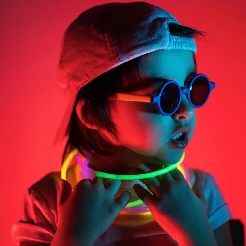 Miniatura 6 de Paquete de fiesta a granel de 209 piezas de Glow Fever incluye 100 palos brillantes de 20 cm y 109 accesorios, con conectores adicionales
