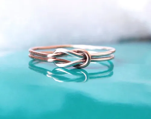 Miniatura 4 de Anillo de doble nudo de amor de plata de ley y oro rosa