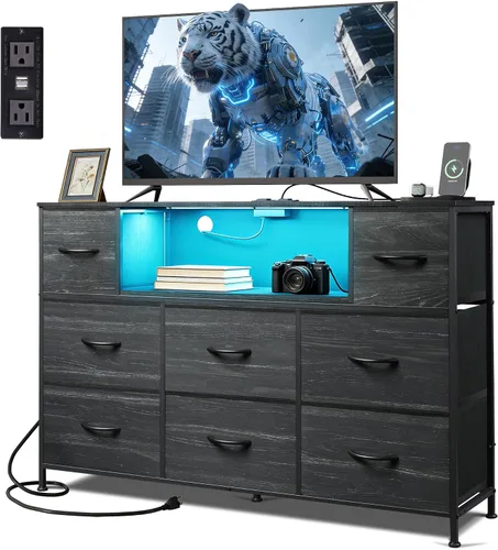 Soporte de TV negro para TV de 45, 50, 55 pulgadas, mesa consola multimedia de TV con luces LED y estación de carga, centro de entretenimiento con 8