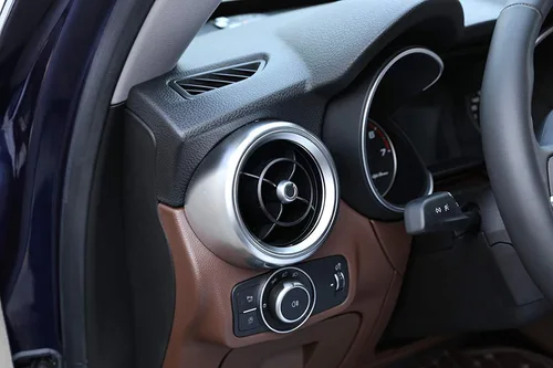 Miniatura 3 de YIWANG - Cubierta de salida de aire acondicionado frontal de coche de fibra de carbono estilo ABS, cromado, 2 piezas para Alfa Romeo Stelvio 2017