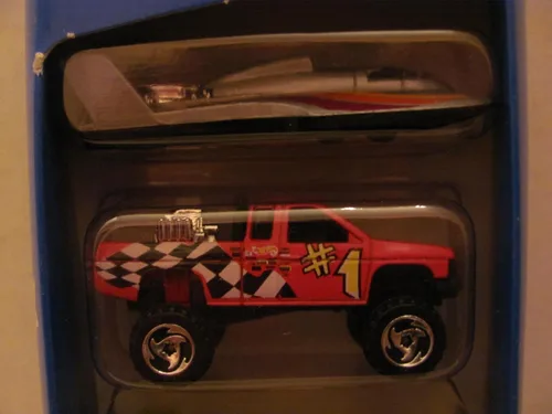 Miniatura 3 de Vintage – Hot Wheels – Racing World – Paquete de regalo de 5 coches (cada uno es de metal fundido a escala 1:64) – 1997 – por MATTEL