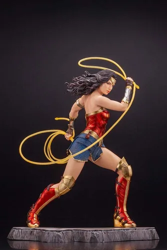 Miniatura 3 de Kotobukiya ARTFX DC Universe Wonder Woman WW84-1/6 Figura completa