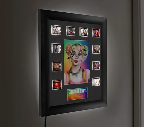 Miniatura 3 de Trend Setters Aves de presa - Harley Quinn - Presentación de mini montaje FilmCells de 11 x 13 pulgadas - Con diez (10) clips de película de 1.378