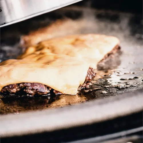 Miniatura 8 de Kamado Joe Parrilla de Hierro Fundido Reversible de Media Luna con Superficie Plana y Acanalada para Parrilla de Carbón y Ahumadores Classic Joe