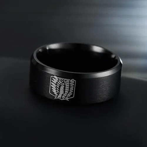 Miniatura 3 de Anillo para hombres y mujeres, anillos de anime de ataque de 0.315in de ancho, tamaño 5-12 grabados con alas de Titán de la Libertad, anillo negro