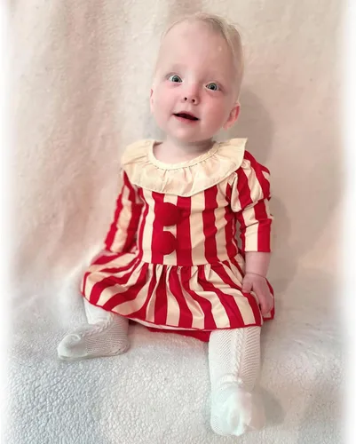 Miniatura 3 de HINTINA Conjunto de mameluco de Halloween para bebé recién nacida con calcetines