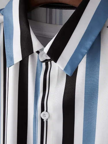 Miniatura 4 de Floerns Conjunto de dos piezas con camiseta estampada y pantalones cortos con cordón en la cintura para hombre