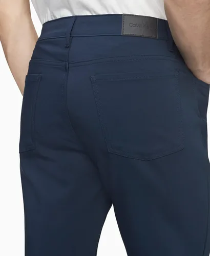 Miniatura 3 de Calvin Klein Move 365 Stretch Slim Fit - Pantalón tejido resistente a las arrugas para hombre