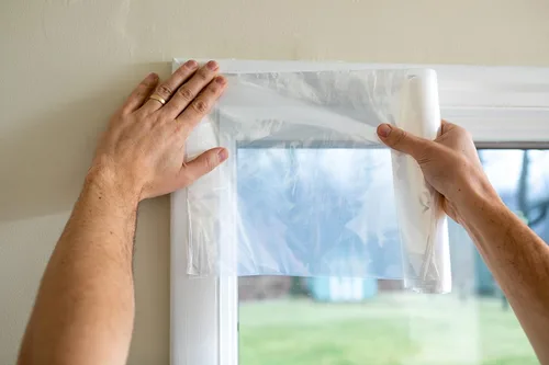 Miniatura 4 de Duck Kit de aislamiento de ventana MAX Strength, kit de sellado de ventana de invierno para hasta 10 ventanas, película retráctil resistente que se
