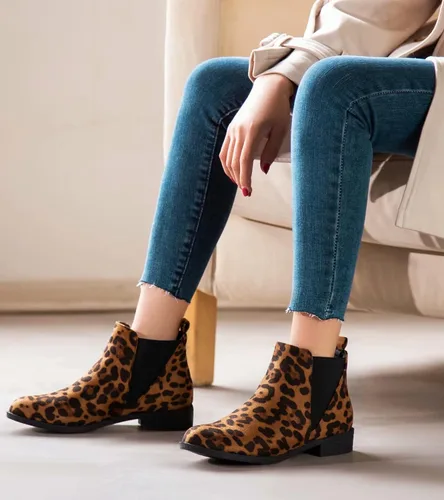 Miniatura 7 de MaxMuxun - Botas Chelsea de gamuza sintética de caña baja sin tacón para mujer, clásicos y cómodos