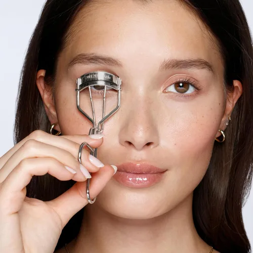 Miniatura 3 de Tweezerman Rizador de pestañas clásico con almohadillas de recambio - Herramienta de pestañas de maquillaje para todas las formas de ojos